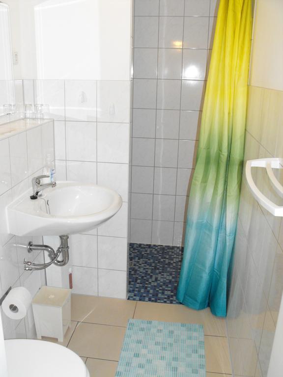 Pension Fuerst Borwin Markgrafenheide Pokoj fotografie