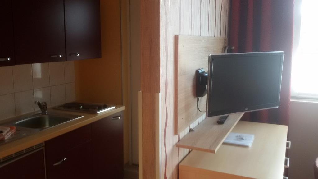Pension Fuerst Borwin Markgrafenheide Exteriér fotografie